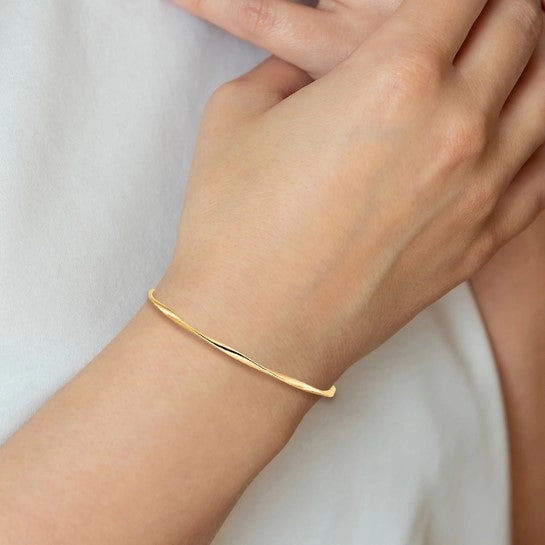 10k Yellow Gold 3mm Polished Slip-On Bangle Bracelet 7 inch Twisted Comfort Wear