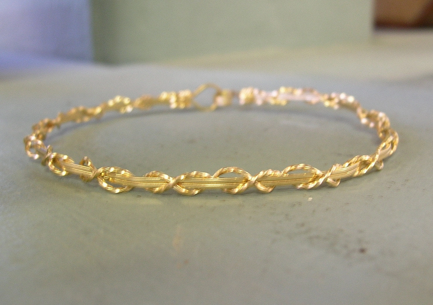 14kt Gold Filled Thin Criss-Cross Stackable Wire Wrapped Bangle Bracelet  SSxx High Caliber Respectable Amalgamations