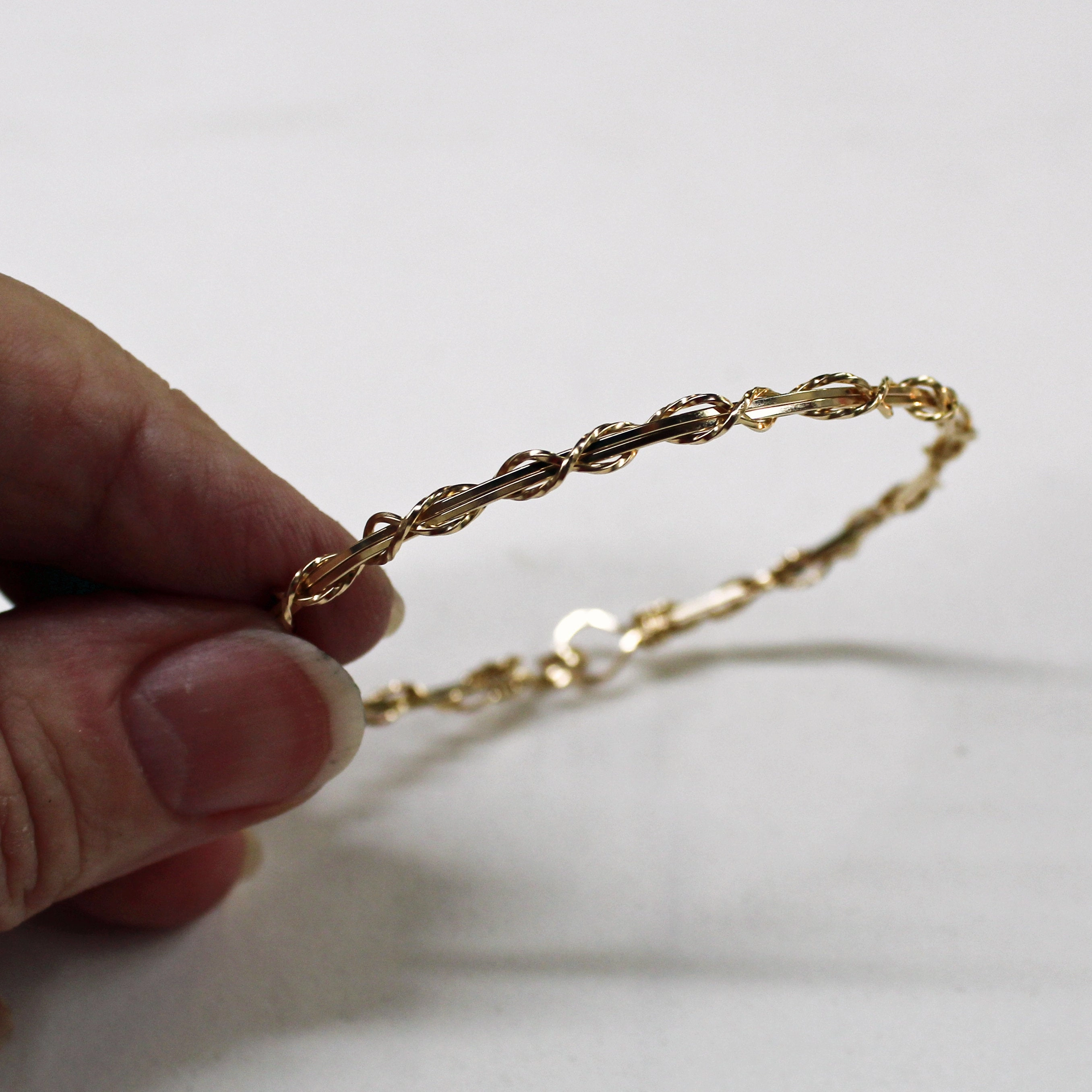 Ethnic Heritage 14kt Gold Filled Thin Criss-Cross Stackable Wire Wrapped Bangle Bracelet  SSxx