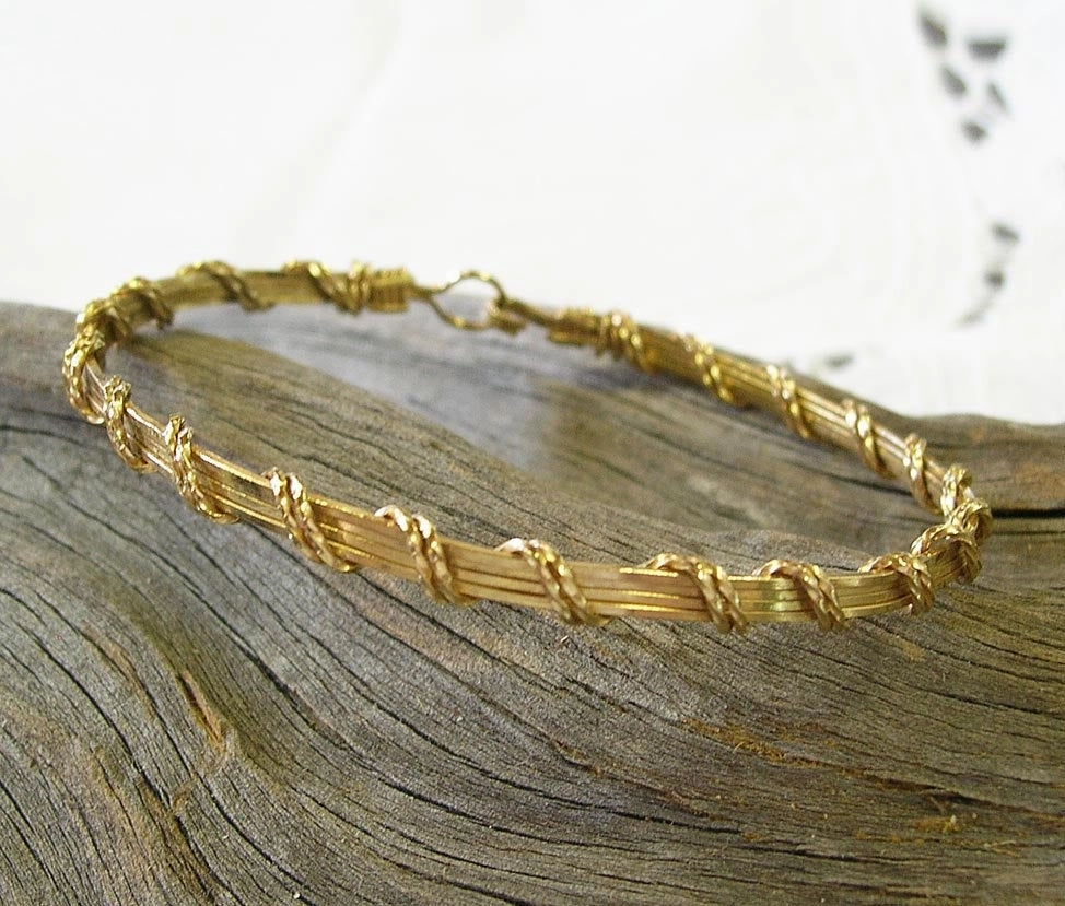 Wallet Friendly 14kt Gold Filled Wire Double Overwrapped Stackable Bracelet  SSSS2wa