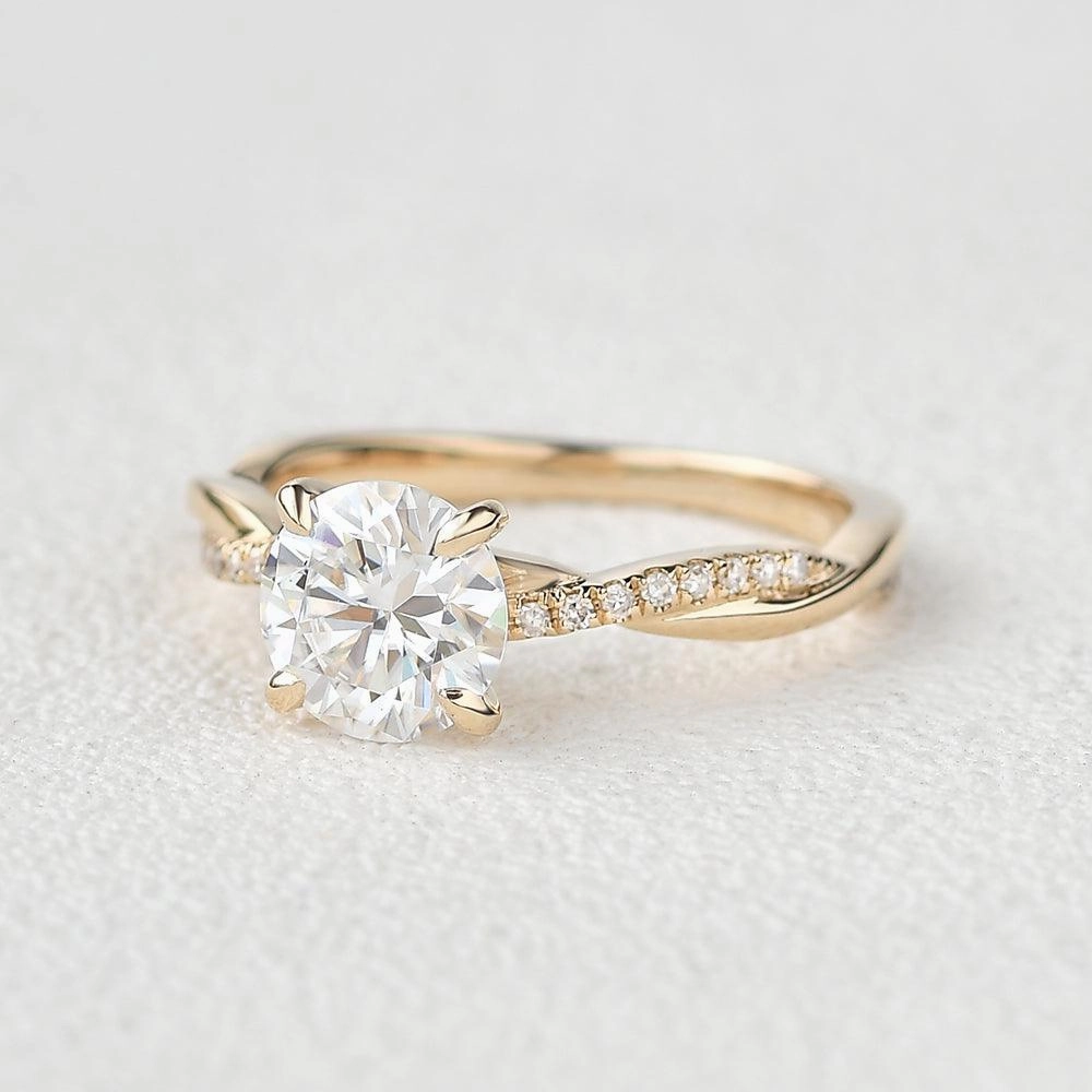 1.0ct Moissanite Classic 4 Prongs Bridal Ring All Day Delicate Detail