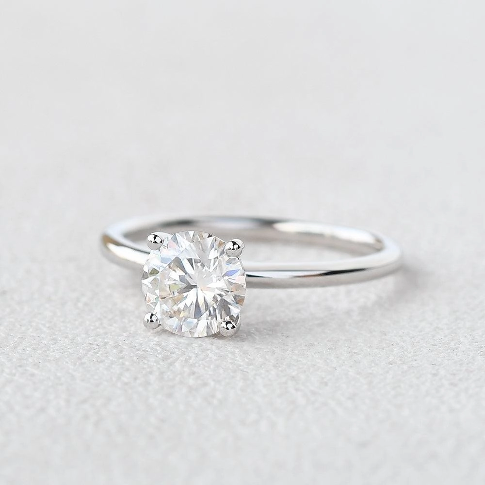 1.0ct Round Cut Moissanite Classic Solitaire Ring Shiny Jewelry