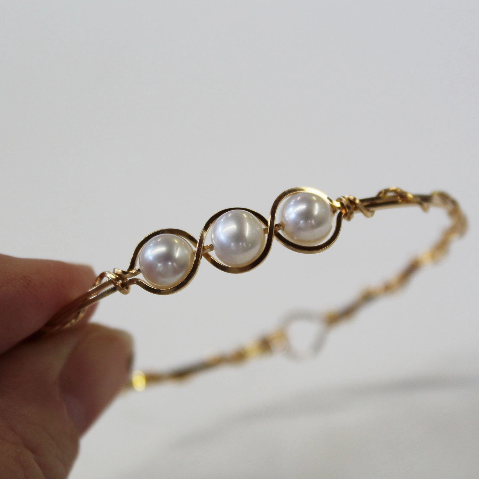 Twin Style Impeccable Finish 3-Bead Outline Freshwater Pearls Gold Filled Wire Wrapped Bracelet