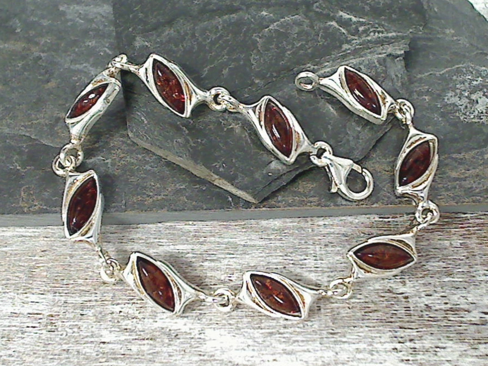 7.5" Amber, Sterling Silver Bracelet Outstanding Element Multinational Design