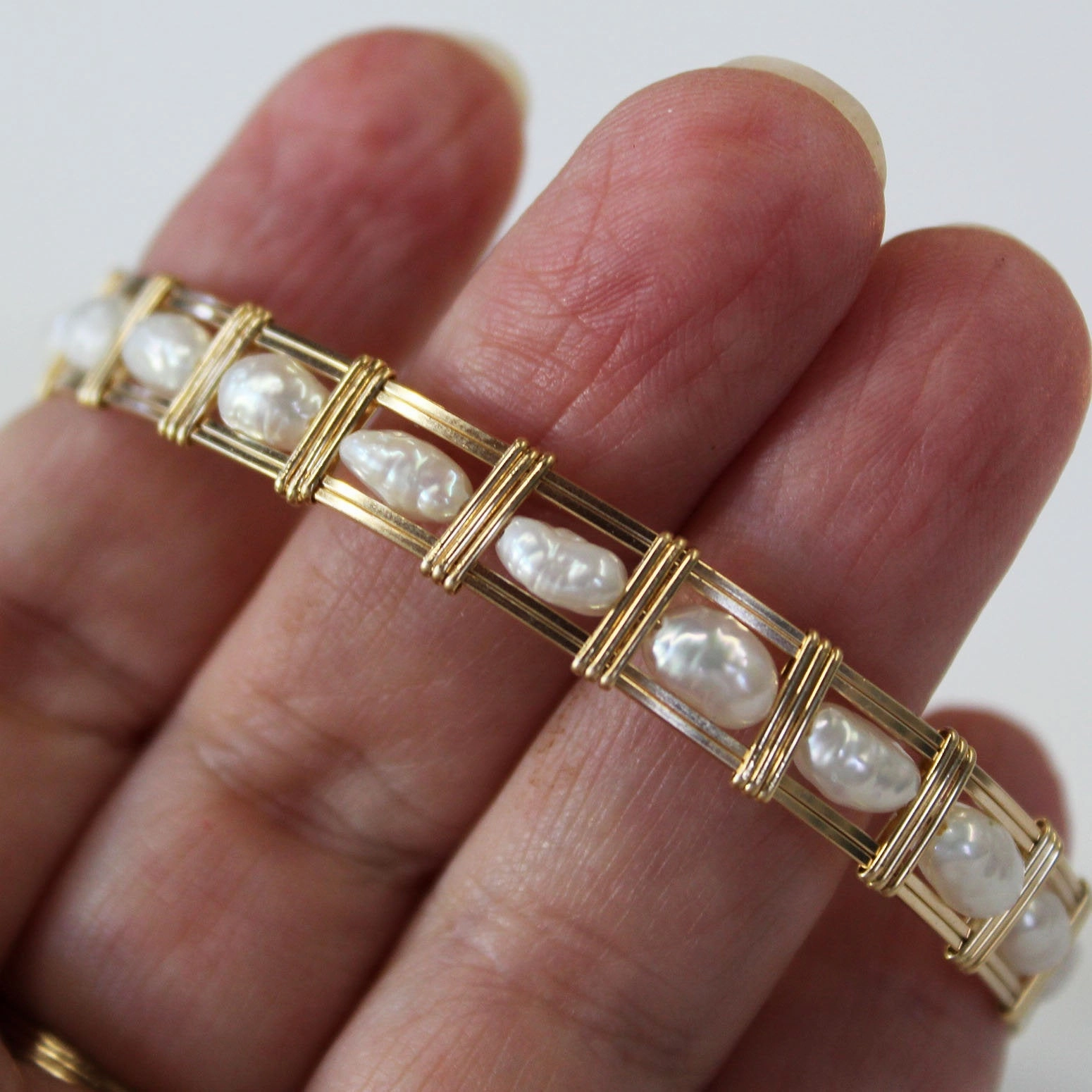 Expressive Style All-Bead Bar Style Freeform Freshwater Pearls Wire Wrapped Bracelet