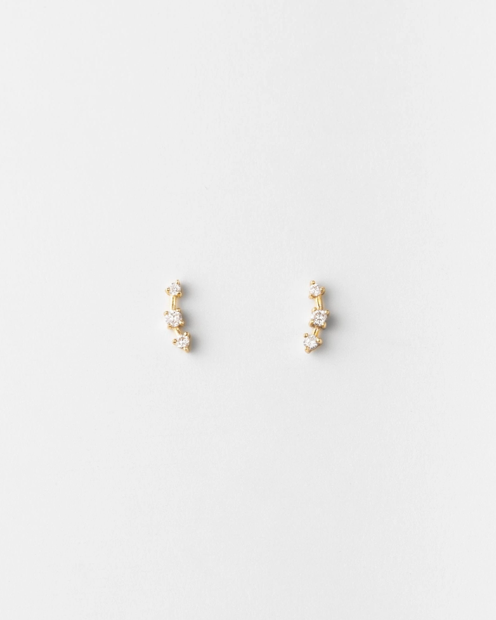 Shiny Embellishments Elite Touch Astra Diamond Bar Studs