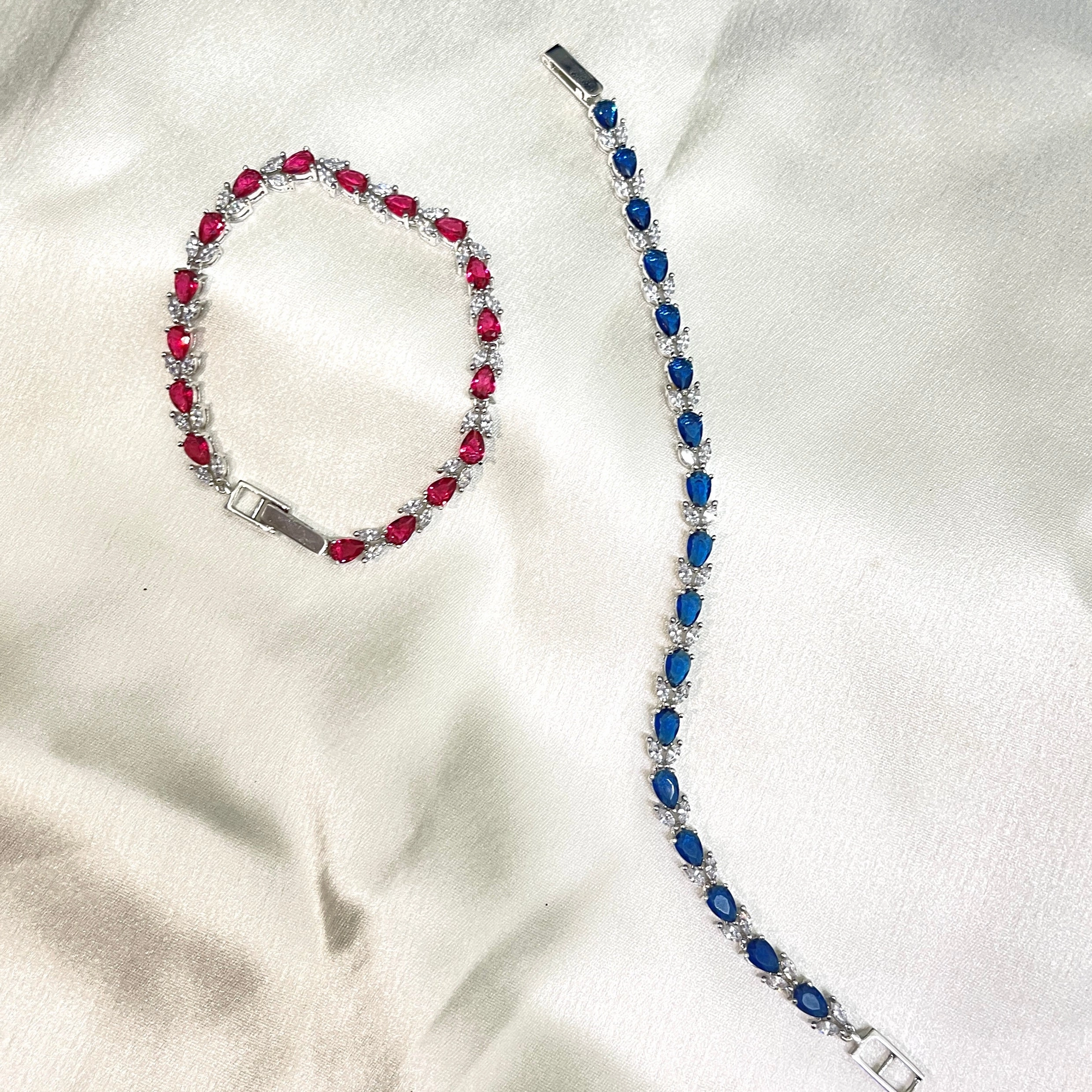 Timeless pear flex bracelet Fashion Finish Classic Appeal