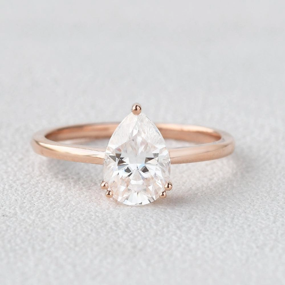 Pear Shaped Moissanite Classic Solitaire Ring Chic Accessory Statement Accessory