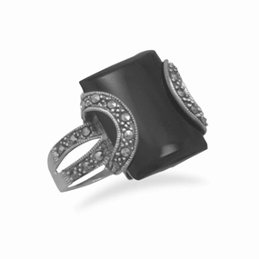 Sparkling Style Affordable Item Black Onyx Ring with Marcasite Vintage Antique Sterling Silver