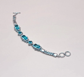 Trendy Edge Precious Finish Blue Topaz Quartz Bracelet Five Stones