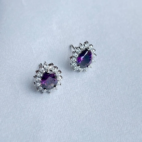 Formal Design Minimella pear sparkle earring