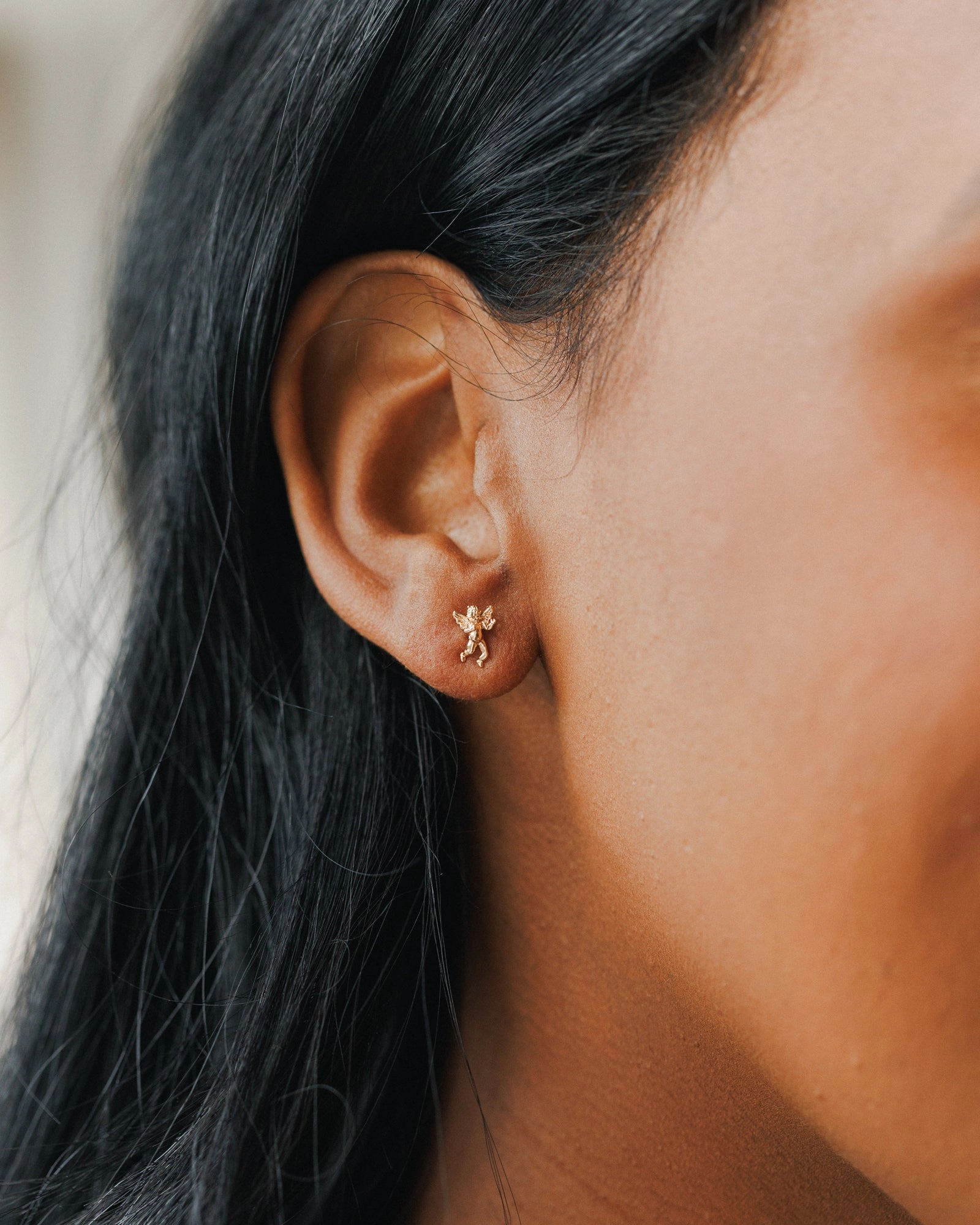 Cherub Studs Smooth Lines