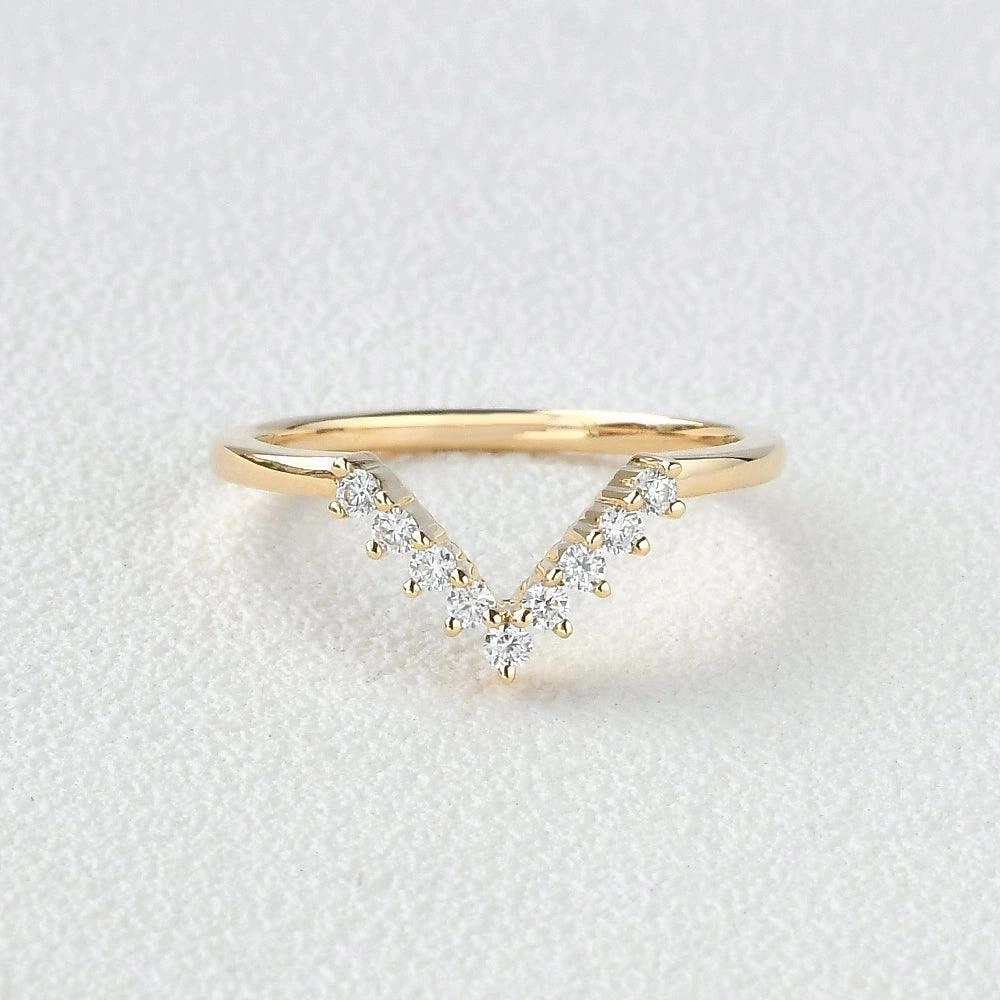 Chevron V Shaped Moissanite Yellow Gold Ring Elegant Snap Urban Feature