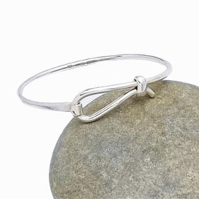 Via Taxco Top Clasp Bangle Perfect Accessory Work Friendly