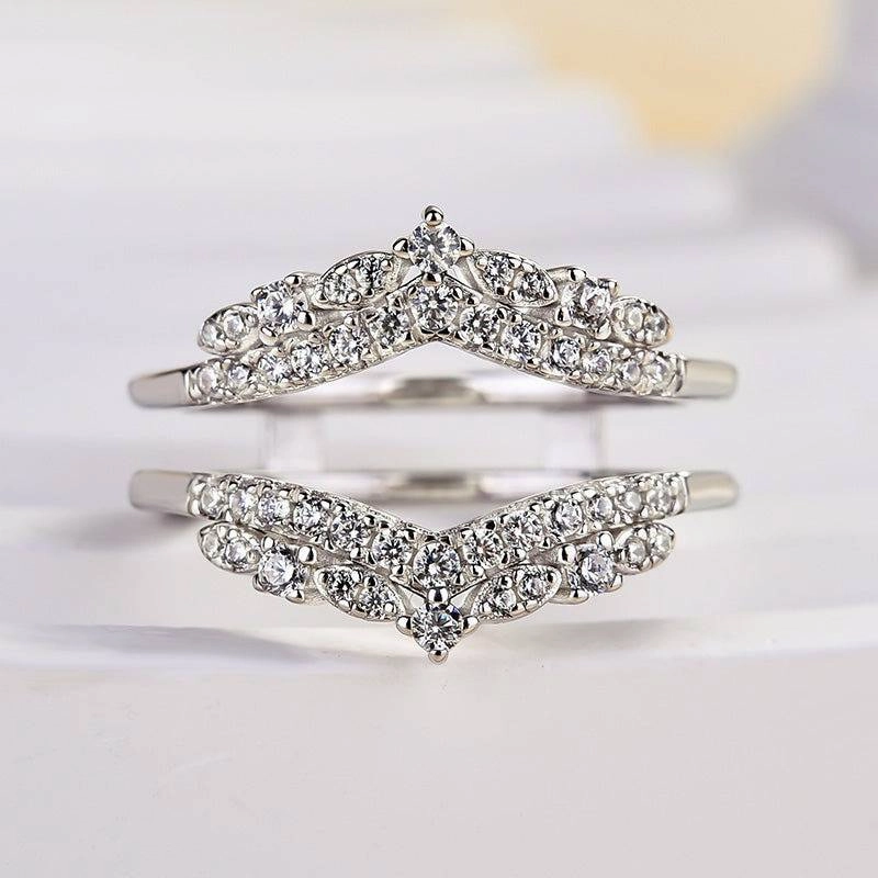 Louily Exclusive Round Cut Jacket Wedding Band For Women In Sterling Silver Stylish Edge