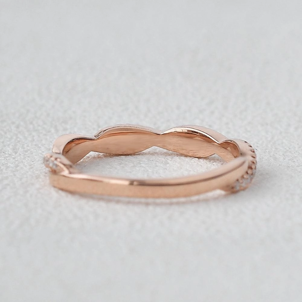 Colorless Infinity Moissanite Wedding Band Daily Fit Style Detail