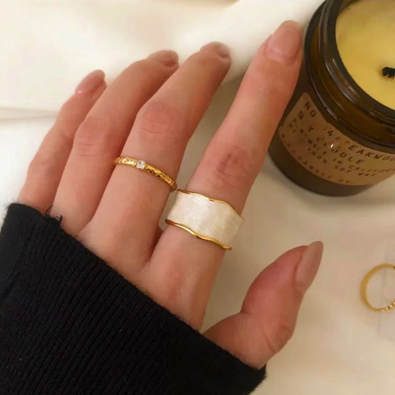 Modern Interpretation Trend Piece MARBELA