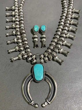Glowing Accent CHRIS HALE NAVAJO TURQUOISE STERLING SILVER SQUASH AND EARRING SET