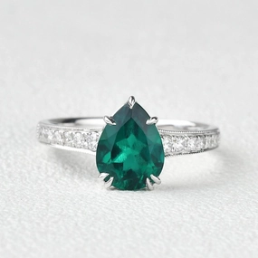 1.5ct Pear Shaped Lab Emerald White Gold Ring Casual Look