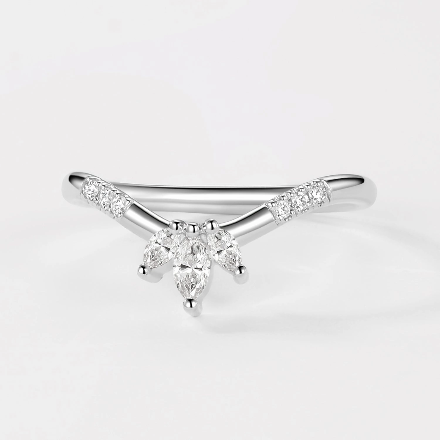 Sophisticated Design Modern Craft Curved Crown Stacking Wedding Band