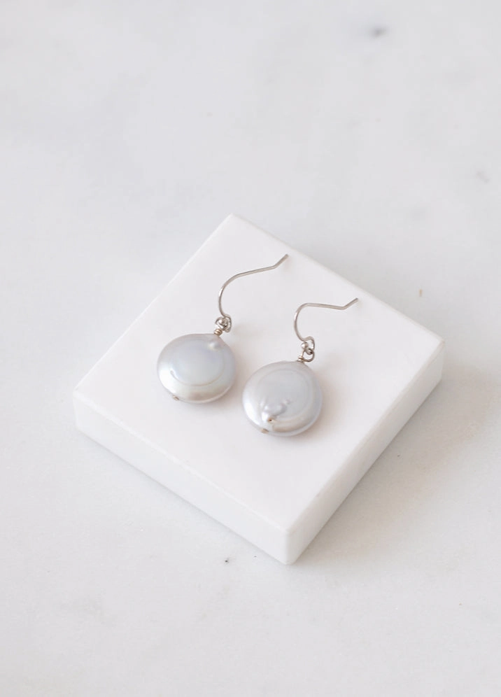 Polygonal Decoration Brilliant Vibe Coin Pearl Earrings