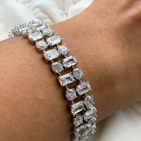 Luxe tennis bracelet Glittering Details Timeless Piece
