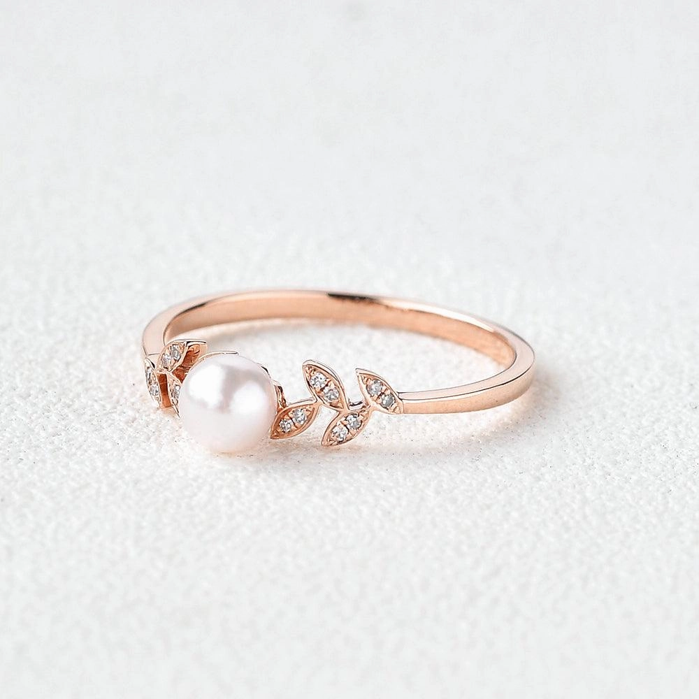 Akoya Pearl & Moissanite Rose Gold Ring Soft Tone