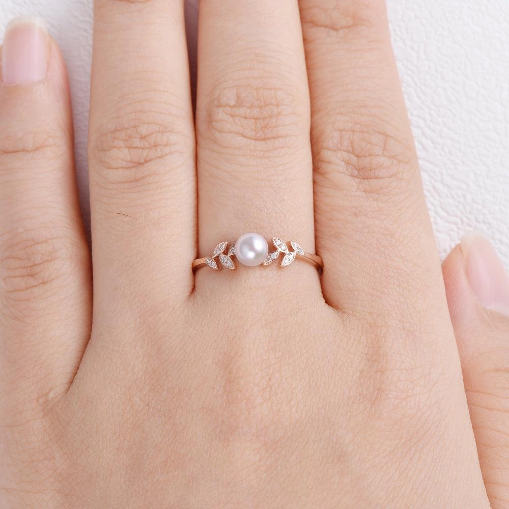 Gleaming Accent Glamorous Accessory Akoya Pearl & Moissanite Rose Gold Ring