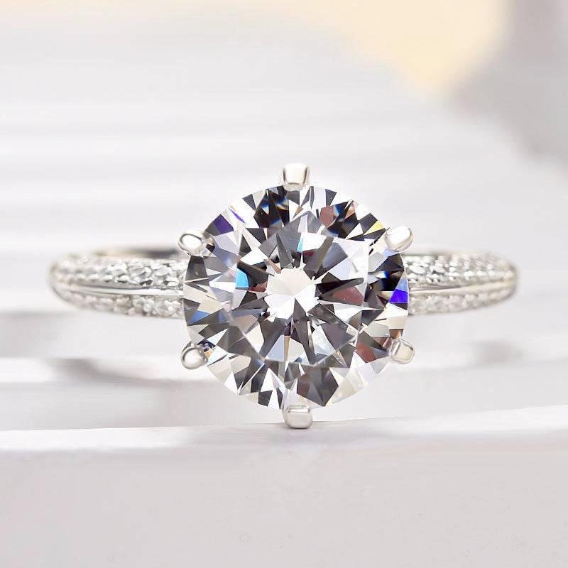 Luxury Finish Louily Bright 6 Prongs Round Cut Engagement Ring