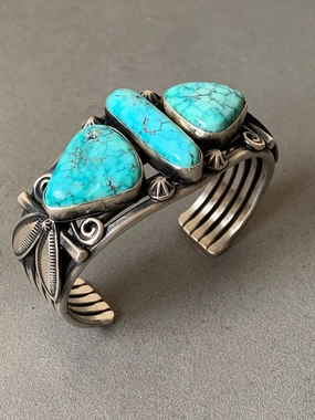 Glam Effect Evening Look Gary Reeves Navajo Natural Turquoise Sterling Silver Cuff