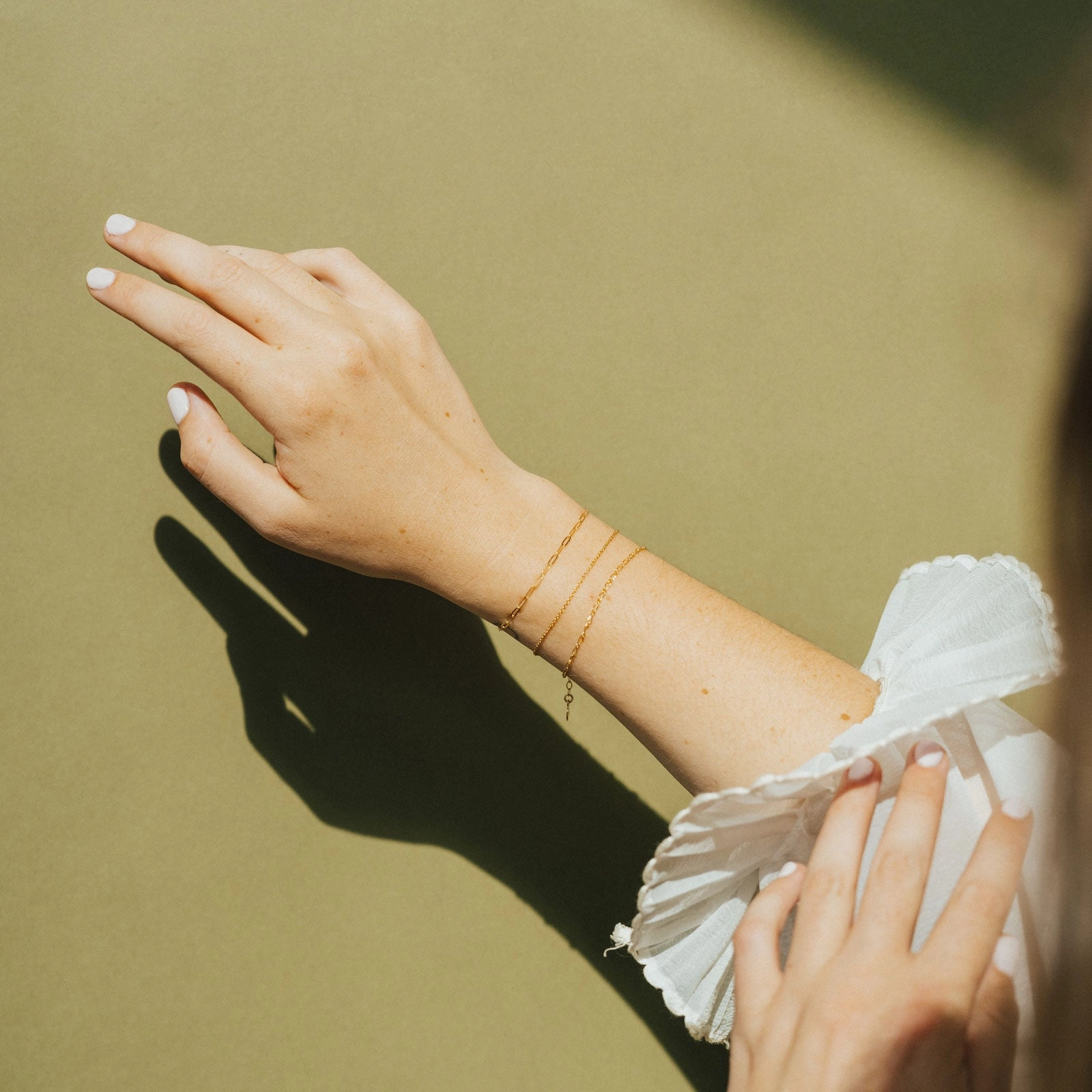 Historical Anecdote Drawn Chain Bracelet - 14K Solid Gold