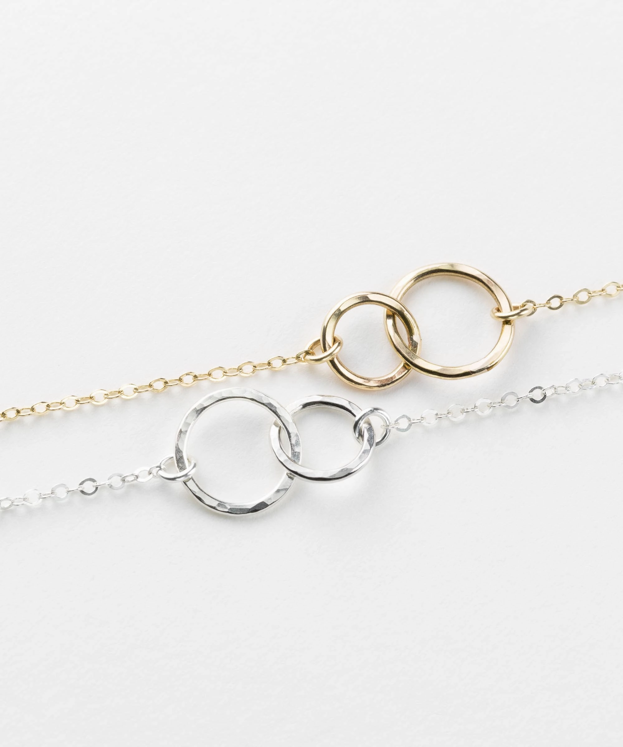 Unity Links Bracelet Graceful Fashion