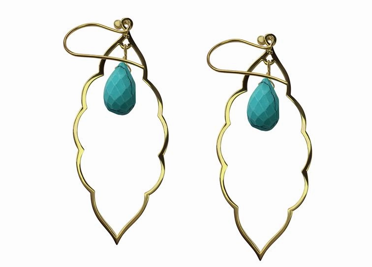 E135 Ideal Ornament Signature Touch