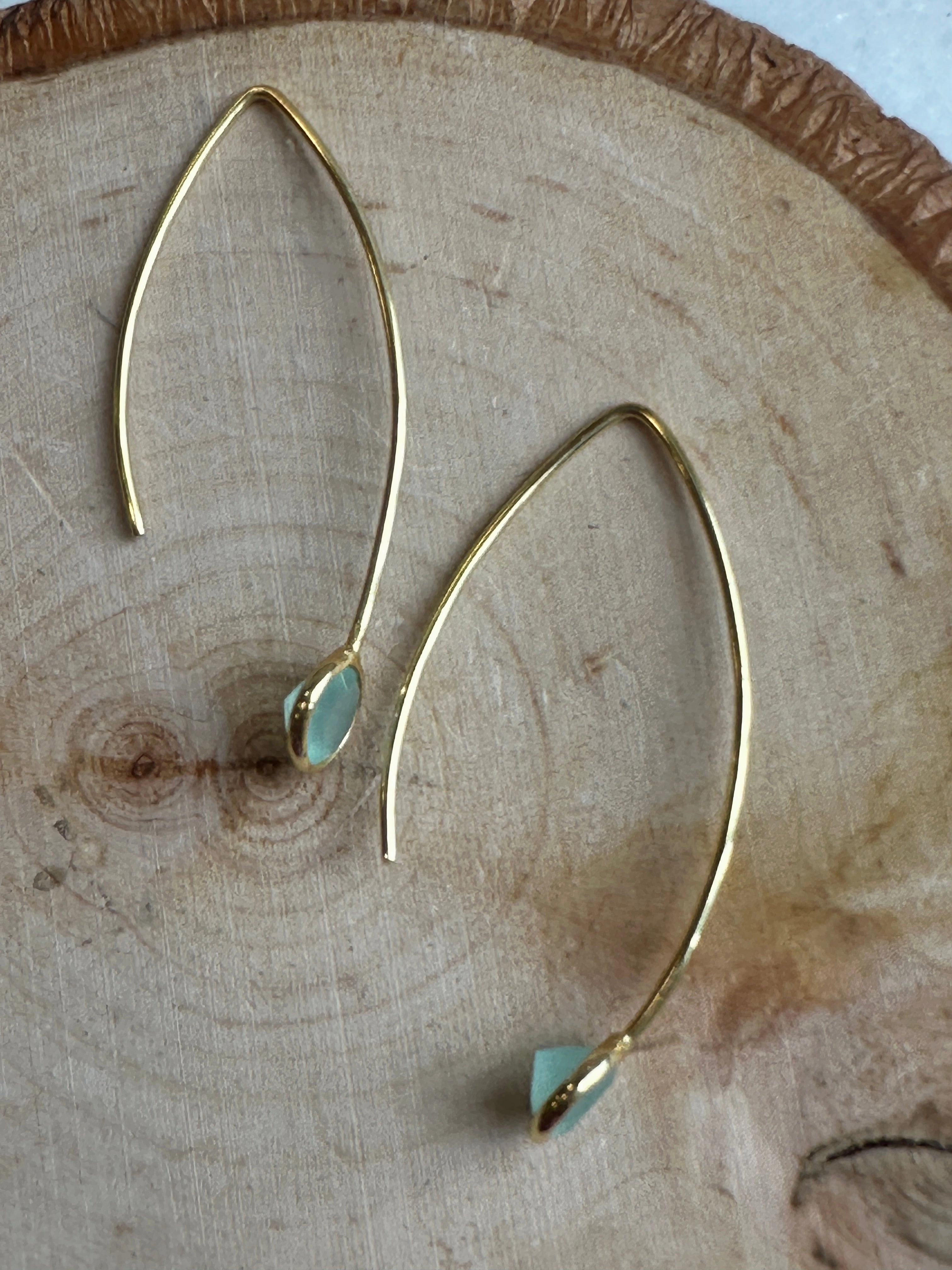 E460 Versatile Ornament Picnic Ready