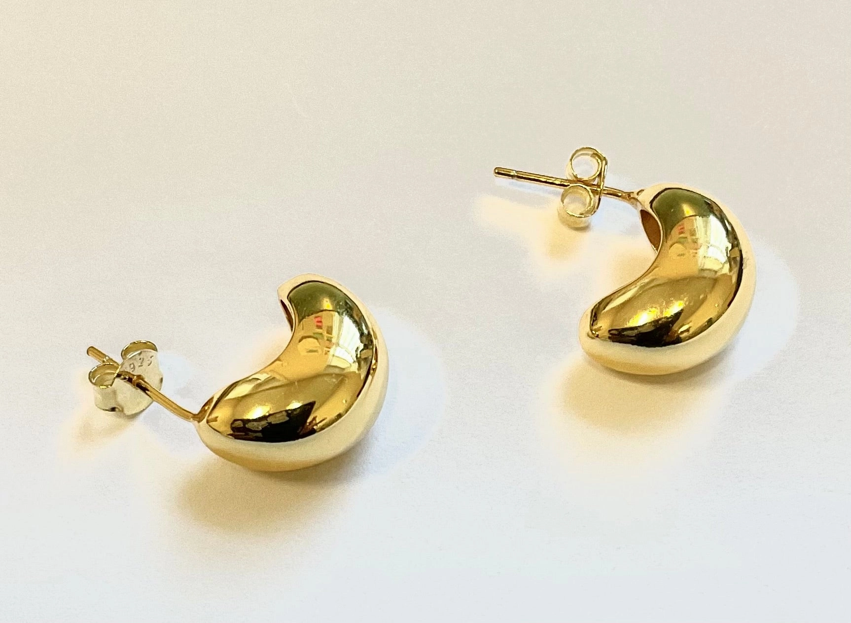 E499 Distinctive Ornament Pure Charm