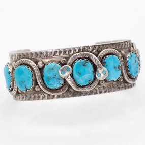 Vibrant Jewelry Shine Effie C. Navajo Handmade Sterling Silver Turquoise Cuff Bracelet