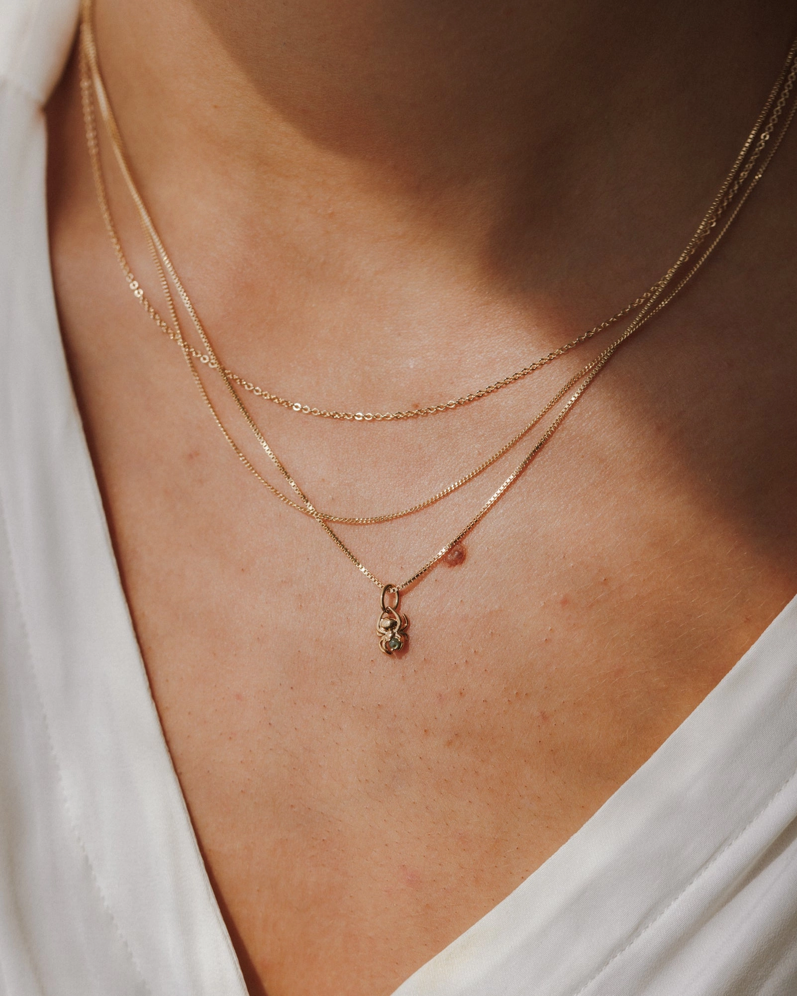 Luxury Tone Trendy Layers Spider's Treasure Charm