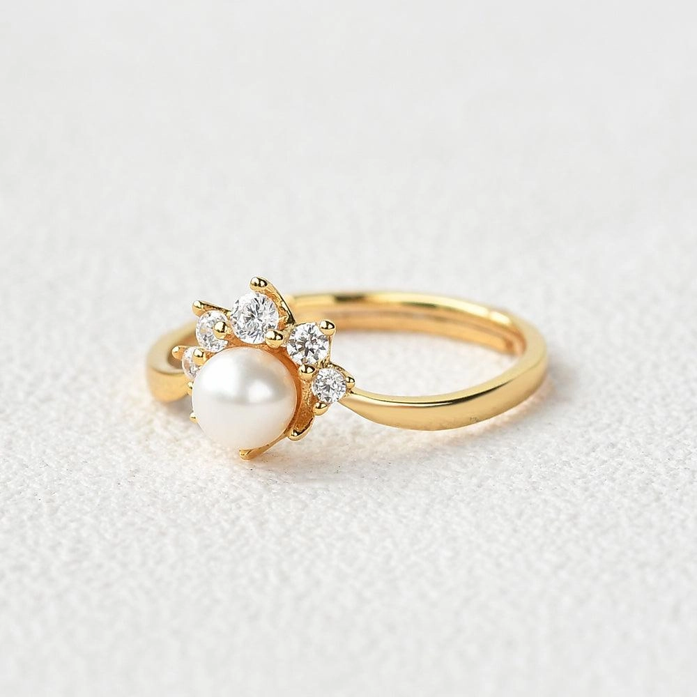 Akoya Pearl & Round Cut Moissanite Yellow Gold Ring Classic Craft Neutral Spark