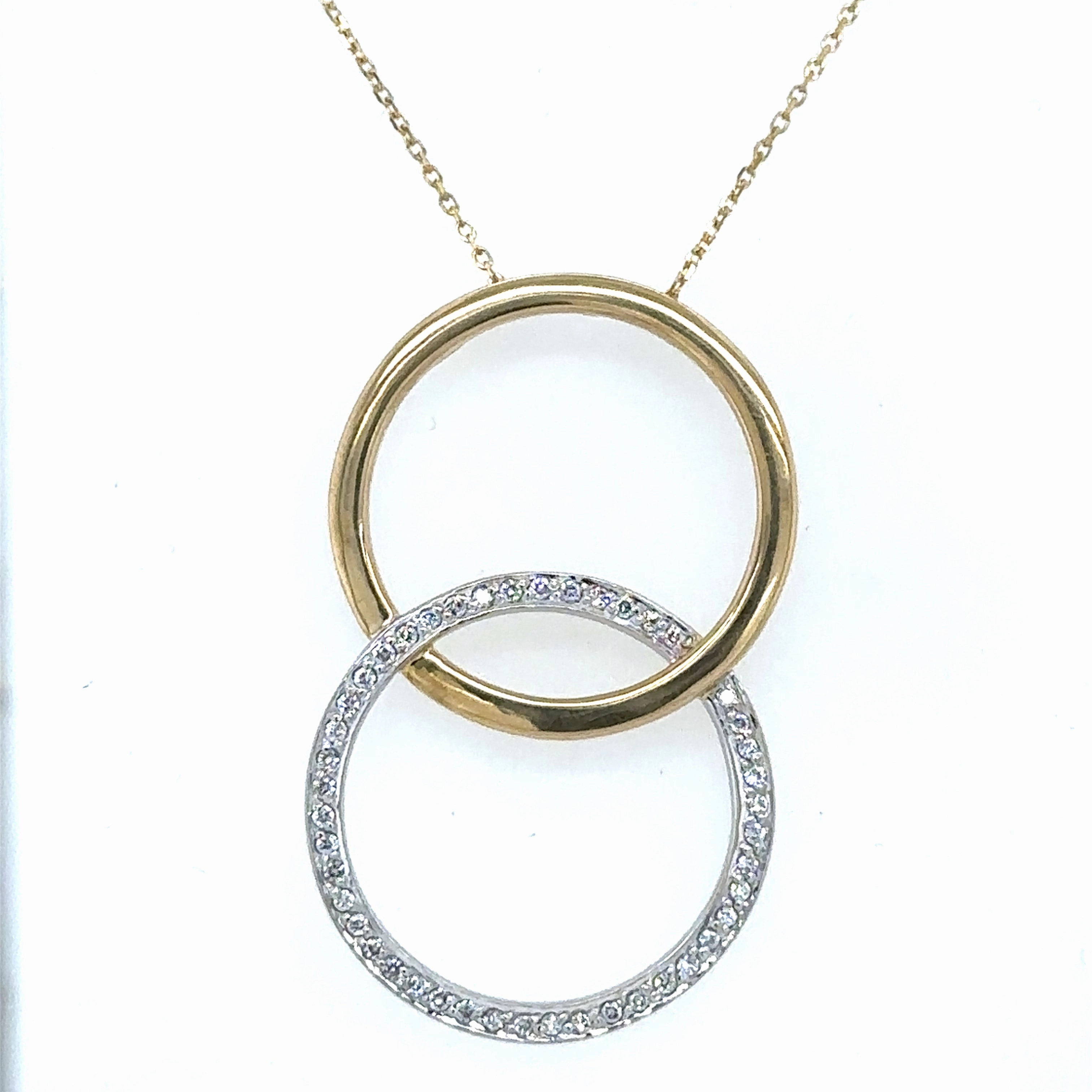 Estate 18K Yellow/White Gold Round Shape Diamonds Circle Pendant with a 18K Yellow Gold Cable Link Necklace (.23ctw) Minimal Present