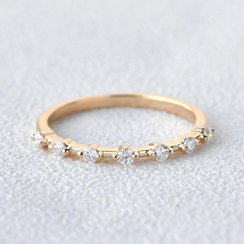 Versatile Design Minimalist Moissanite Wedding Band