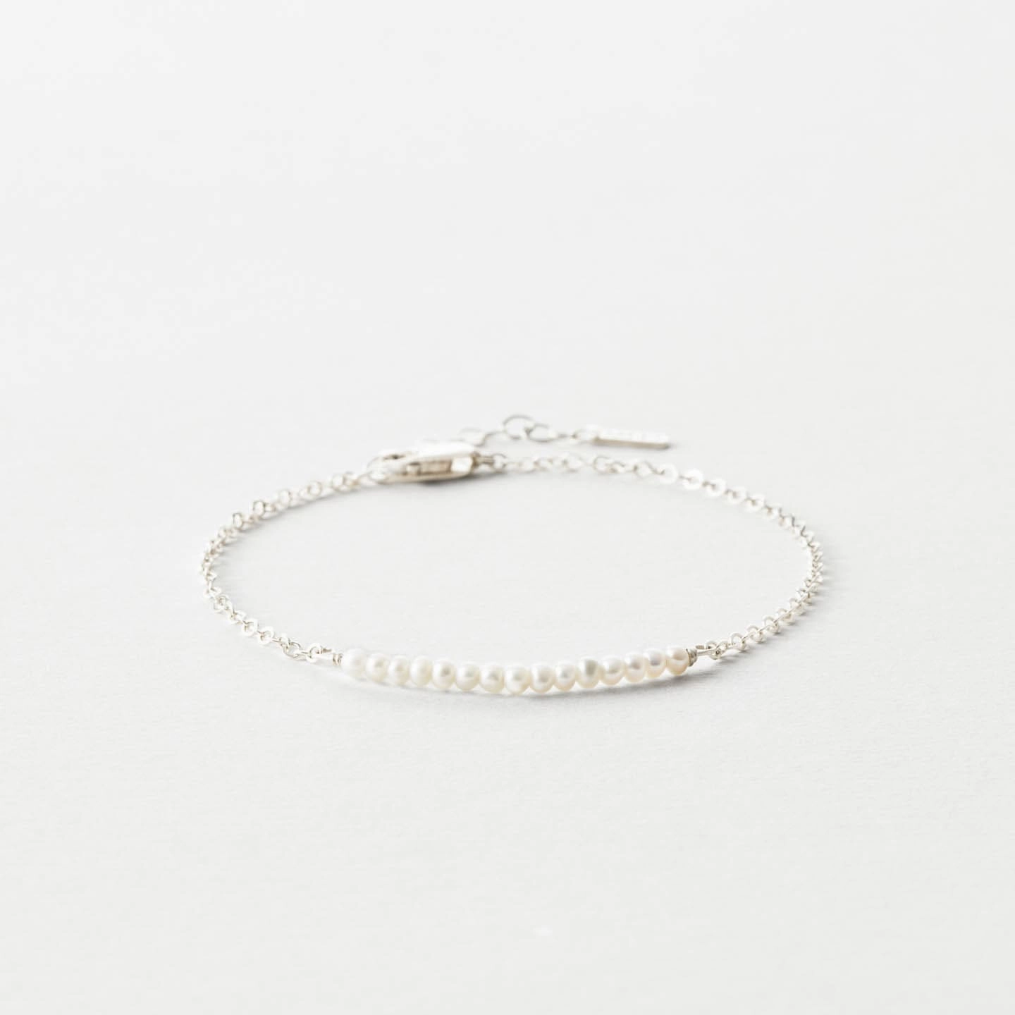 Mishko Pearl Bracelet Shiny Jewelry Pieces