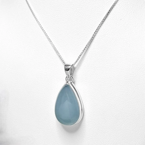 Flawless Finish Blue Chalcedony Pendant In Sterling Silver