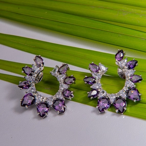 Opulent Finish Starlight pear stud