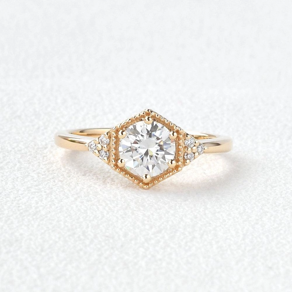 Contemporary Style Geometric Moissanite Yellow Gold Ring