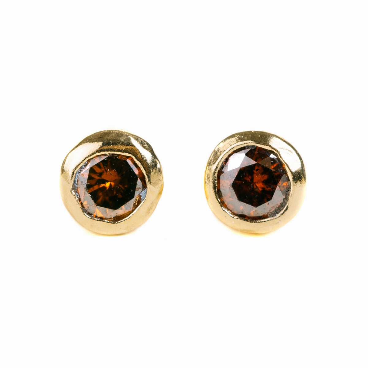 Diamond Stud Earrings - 18ky Gold   Colored Diamonds Lightweight Style