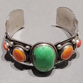 Gaspeite Spiny Oyster Coral Sterling Silver cuff Handmade Native American Refined Look Timeless Charm