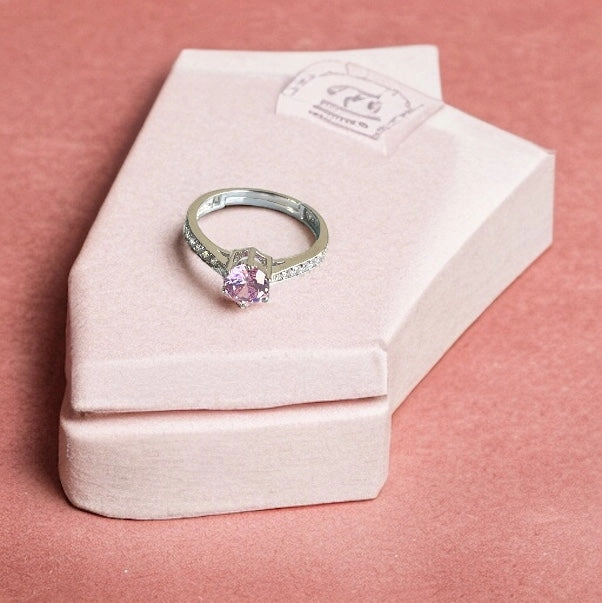 Expressive Edge Everyday Duo Gen z solitaire ring