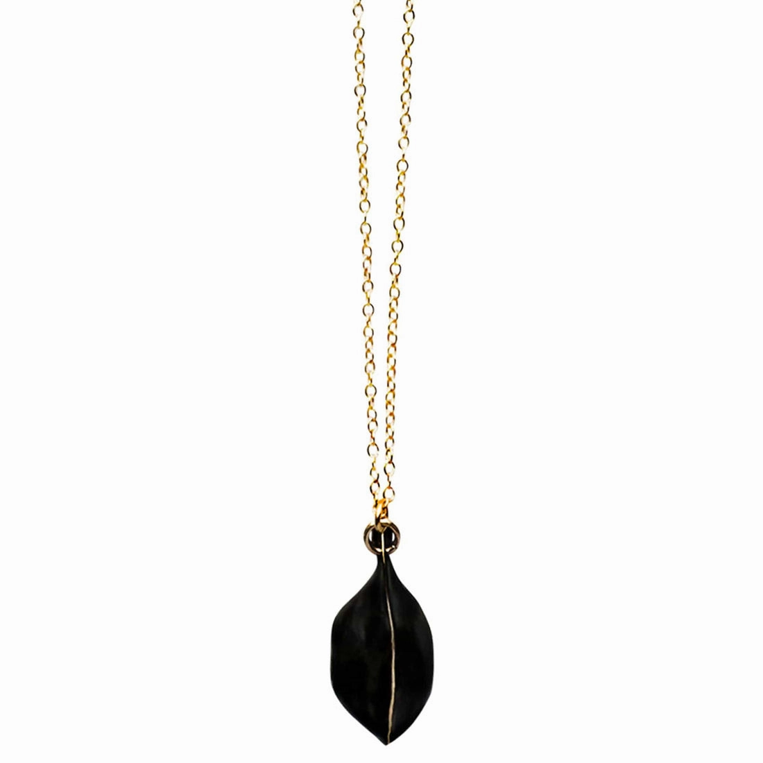 Contemporary Look Bright Feature Black Amulet Bronze Pendant Necklace
