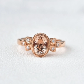 Morganite & Moissanite Rose Gold Ring Glamour Shine Modern Shape