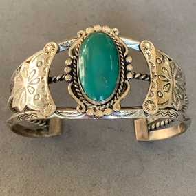Bell Trading Fred Harvey Era Sterling Turquoise Bracelet Sculpted Feature